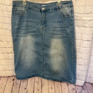 Jade Mackenzie ladies xl blue jean skirt